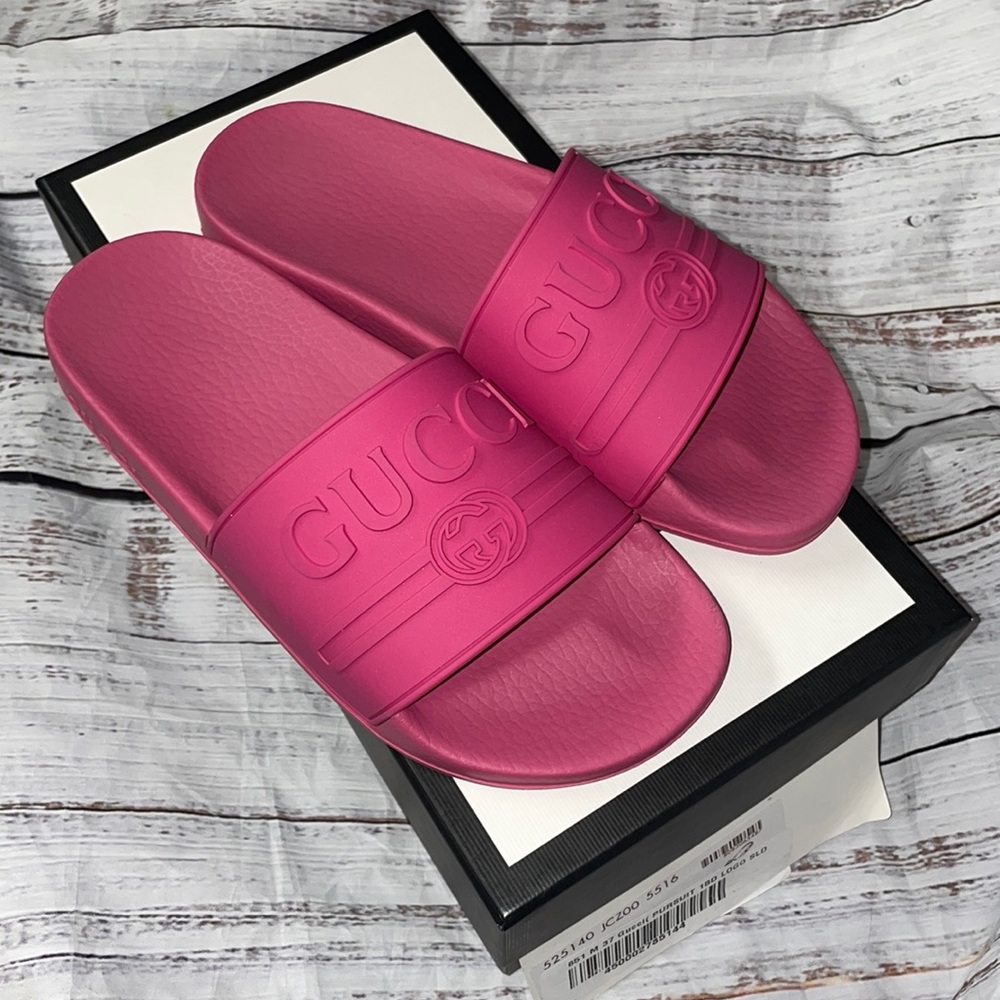 Gucci Pursuit Logo Pool Slides Sz 37